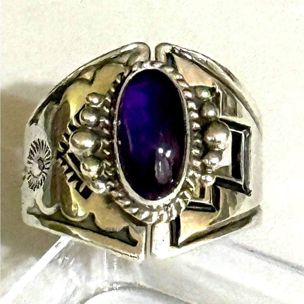 Signed - Leta Parker, Navajo. Vintage Sterling Silver Amethyst Ring